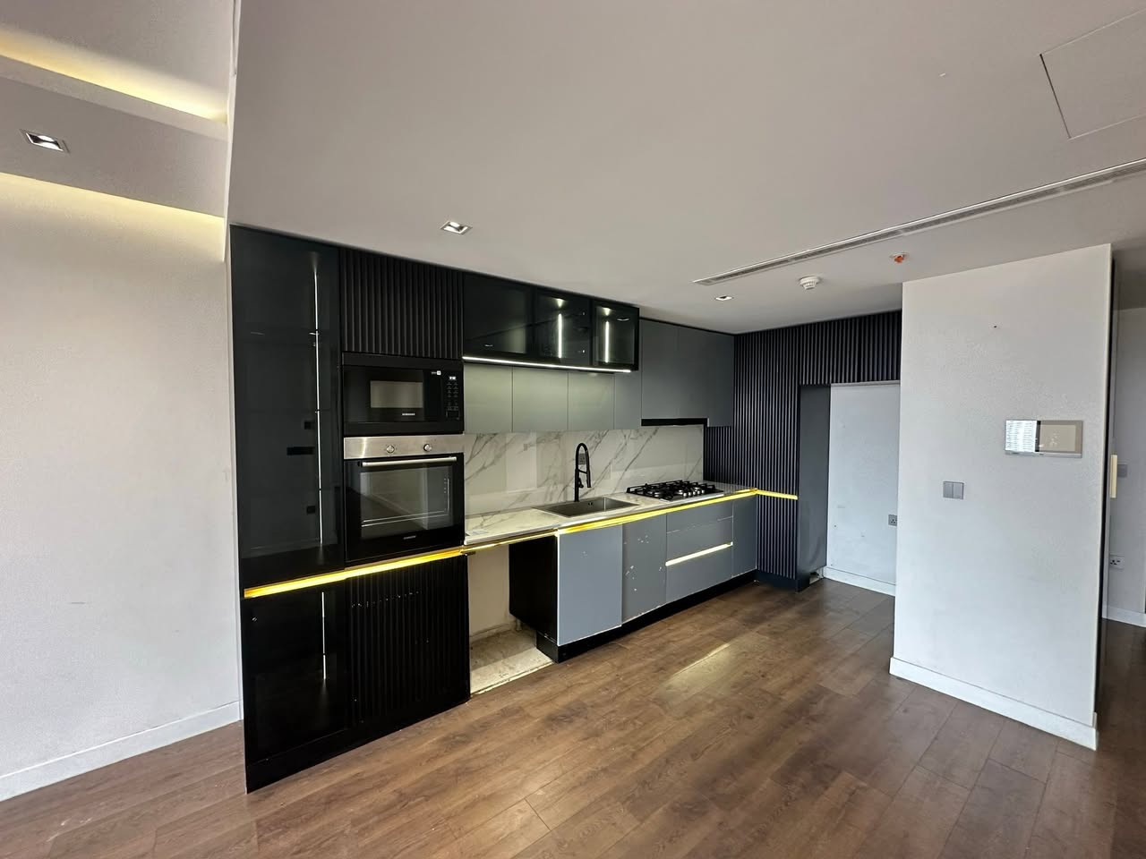 Boulevard for rent 4+1. 3+1. 2+1. 1+1 studio with furniture and with out furniture WhatsApp +9647502002001

شقق للإيجار في بوليفارد: 4 غرف نوم + غرفة معيشة، 3 غرف نوم + غرفة معيشة، غرفتين نوم + غرفة معيشة، استوديوهات مفروشة وغير مفروشة. للتواصل عبر واتساب: ***********

بۆلیڤار بۆ کرێ 4+1. 3+1. 2+1. ستۆدیۆی 1+1 بە راخراو وە بەتال واتسئەپ ***********
#facebookviral #facebookreels #erbilbase #fly #europe #FacebookPage #baghdad #kurdistan #iraq #erbil #instagram #instagramreels #istanbul #dubai #Syrian #lebanon
