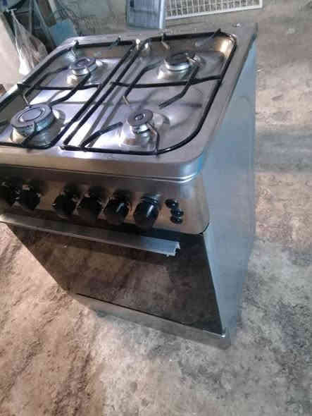 60 الف عيون وفرونه شرط التشغيل
نظام الفرن خطين 
  

*********** واتساب واتصال 
*********** اتصال
يارمجه الشـــرقيه الاولى 
للبيع او معارض مع طباخات تعبانه والفرق حسب الإتفاق والقناعه موصل
