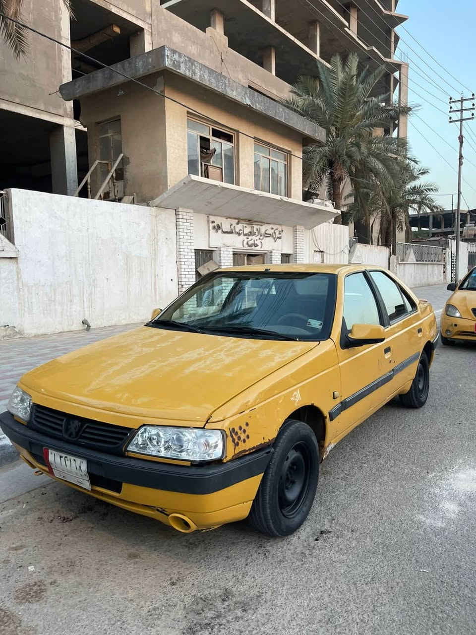 سلام عليكم
بيجو أكد للبيع 2016 بأسمي مصفرة هيئة والغرامات تنزل من السعر 

رايدها ب28 وبيها مجال قليل مكاني كربلاء
واتساب ***********

