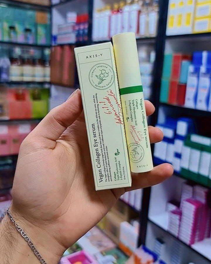 ‏ vegan collagen eye serum سيروم العين بالكولاجين النباتي من  اكسس واي AXIS-Y 🌱(كوري الصنع)
منتج للعناية بالبشرة مصمم خصيصًا لمنطقة العين الحساسة، ويستهدف التجاعيد والهالات السوداء والانتفاخات. يعمل على تقليل ظهور الخطوط الدقيقة والتجاعيد، ويخفف من الهالات السوداء والانتفاخات، ويوفر ترطيبًا عميقًا وتغذية لمنطقة العين.

يحتوي على الكولاجين النباتي، وحمض الهيالورونيك الثلاثي، وخمسة أنواع من الببتيدات لتعزيز مرونة البشرة وترطيبها. مناسب لجميع أنواع البشرة، بما في ذلك البشرة الحساسة حول العينين.

الفوائد :-
يعزز مرونة البشرة ويقلل من ظهور الخطوط الدقيقة حول العين.
.حمض الهيالورونيك الثلاثي:
 يرطب بعمق ويحافظ على نعومة وإشراقة البشرة.
.مركب 5-Peptide:
 يحفز إنتاج الكولاجين الطبيعي، مما يساعد في مكافحة علامات تقدم العمر.
• يقلل من الانتفاخ والهالات السوداء..
• يرطب البشرة بلطف ويتركها أكثر إشراقًا ونعومة.
• مزود بأداة تدليك معدنية تبرد البشرة وتعزز امتصاص المنتج.
المنشأ كوريا 
 توصيل لجميع محافظات العراق ٤ الاف عمارة, ميسان


**إذا كنت صاحب هذا الإعلان وتريد حذفه لأي سبب، رجاءا أرسل رسالة إلى الدعم الفني**