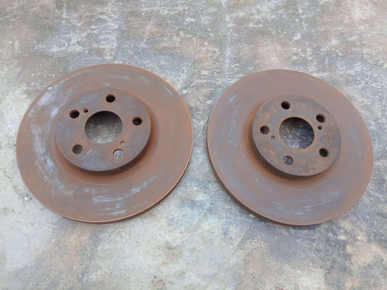 السلام عليكم غراض كورلا نحله بلادي عنواني كركوك سعر فلنجات ٣٥ الف مجاول شرط بلادي سعره لواحد ١٥ الف نوزلات بلادي شرط سعرهم ٢٠ ألف قفل داينمو شرط بلادي سعره ٣٥ الف ***********
