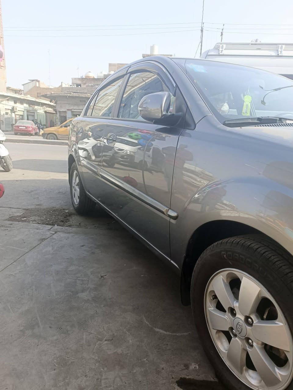 كيه ريو موديل ١١ بغداد باسمي مكفوله عده بارد بسيط يم البك لايت تخم تاير جديد صدر ودبلات جديد سياره جاهزه وخير من الله السعر ٩٥ 
***********
***********
