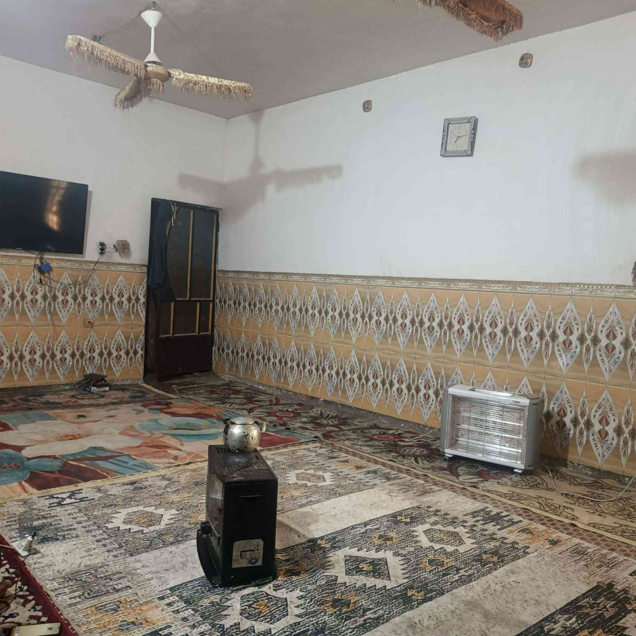 دار للبيع المساحة 225م زراعي السعر 35وبيه مجال
***********
