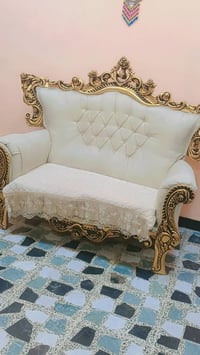 كنبة • للبيع