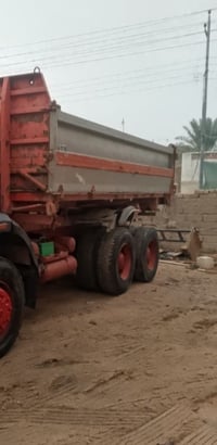 بدي خمسه متر و30 سنتمتر 12ورقه07705405789