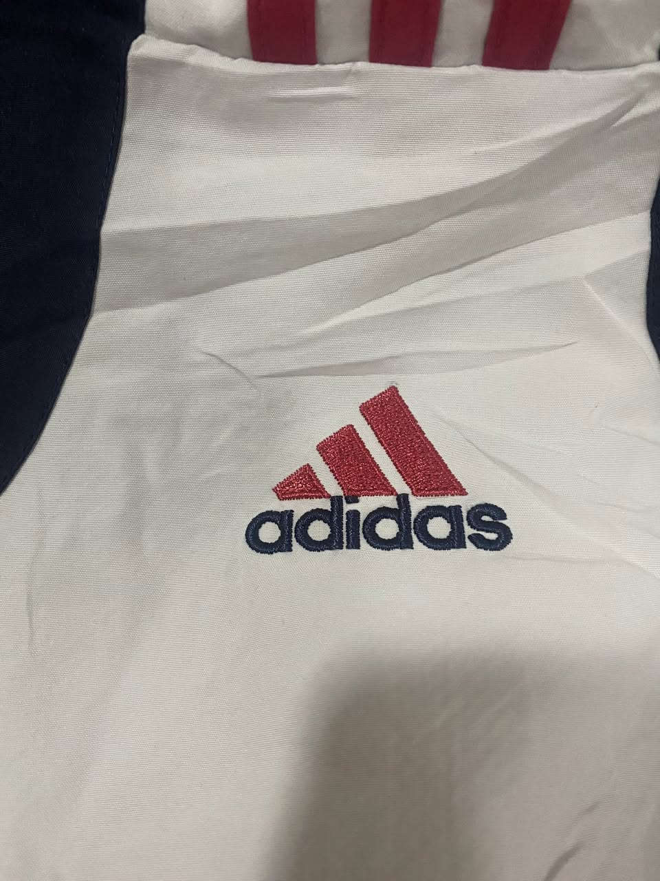 اصلي adidas
نظافة فول داخل مبطن 

الطول 65 
طول الردن 60 
عرض الصدر 58

يوجد توصيل لجميع محافظات العراق


**إذا كنت صاحب هذا الإعلان وتريد حذفه لأي سبب، رجاءا أرسل رسالة إلى الدعم الفني**