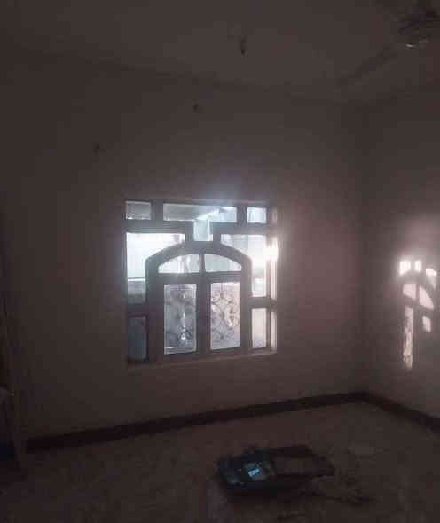 🏛️شقه للايجار في المعقل 🏛️
قرب 50 حوش موقع مميز📍
غرف2 صاله صحيات مطبخ مساحه150م سعر لاجار(500)
***********📞
