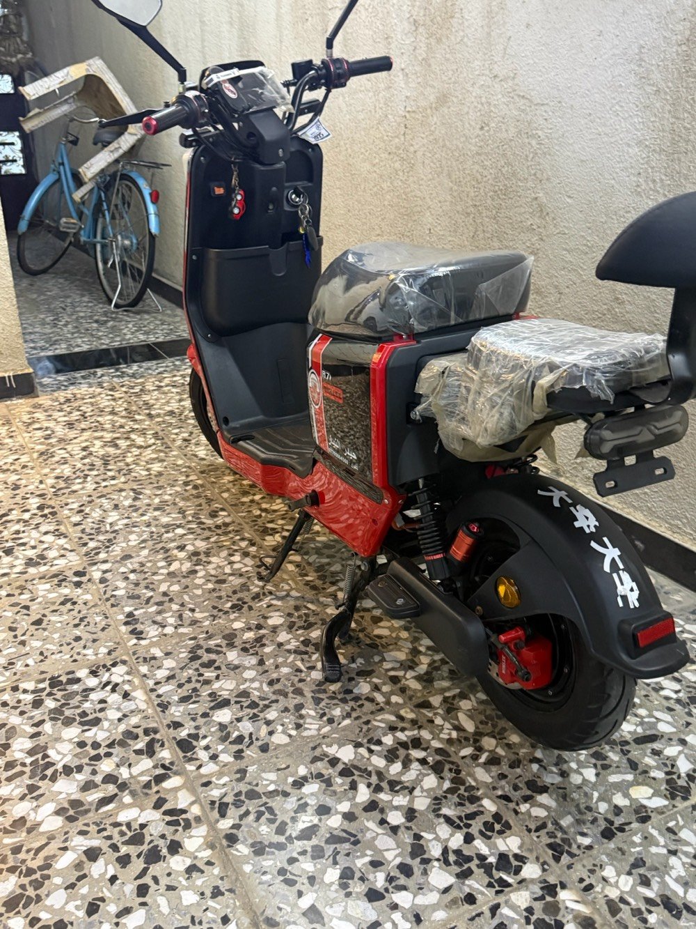 السلام عليكم  دراجة ار 7 للبيع دراجة مكفولة
والدارجة ما ماشية اهواي ماشية بس 4تشر وسعرها 475 الف وبيه مجال مكاني بصراة الزبير الرقم ***********
