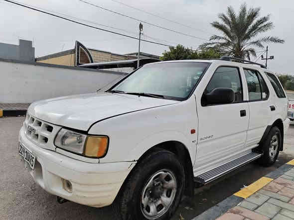 ازوزه ٢٠٠١ نظيفة بس شغل واطلع رقم اربيل بسمي تريد وكالة او تحويل مداور ثاني يوم مكان الانبار الحبانية سعر ٦٠ ورقه
***********
***********
