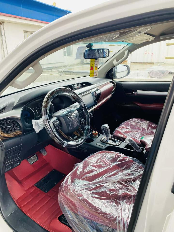 تۆیۆتە هایلۆکس مەرزیە 2016 
دەبل ئەکسل سفری شەریکەی سەید نەهرۆ
 یەک دەستە لەشەریکەوە 125km عەقیقی رۆشتوە 
بەناوی خۆمەتا 2028 رەقەم هەولێرە 
ئەشیای بیلادی لەگەلە دوو سویجە 
فول مواسەفاتە سعودی گێر تۆماتیک ناوفۆرمیکە
 ڤۆلیۆم شاشە ئایپات کامیرە تەبریت مەرکەزیە
 حەساسە نیزام eco یە دەحامی نیکلە 
یەدە نیکلە ئاوێنە ئەوتۆیە چوار پستۆنە 
سیارەکە سێرفزی شەریکەی بۆکراوە 
تاوەکو ئیستاش هەر لەشەریکە رونی دەگۆردرێت
 پاک و خاوێن ماوەتەوە دەحامی بۆ دەحامی
 بەشەرت گێر مەکینە ئەکسل نەکراوەتەوە 
گشت گیانی بەشەرت کامل جوانکاری بۆکراوە 
تاخم کوشن و گاعیەی لەگەل هۆکی دواوە بۆ بەستراوە  
بۆیاخی / نیە 
تعدیل/ نیە 
تەزرە / نیە 
جەمپی / نیە  
نرخی:264$ کەمێک محامەلە 
ژمارەی خاوەنی :
واتس ئاپ:***********
