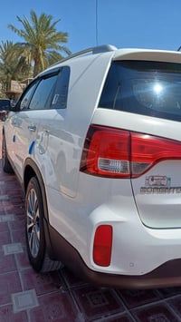 للبيع كيا سورنتو موديل 2013 خليجيه مكينه 4 سلندر 2400 مكفوله رقم بغداد...