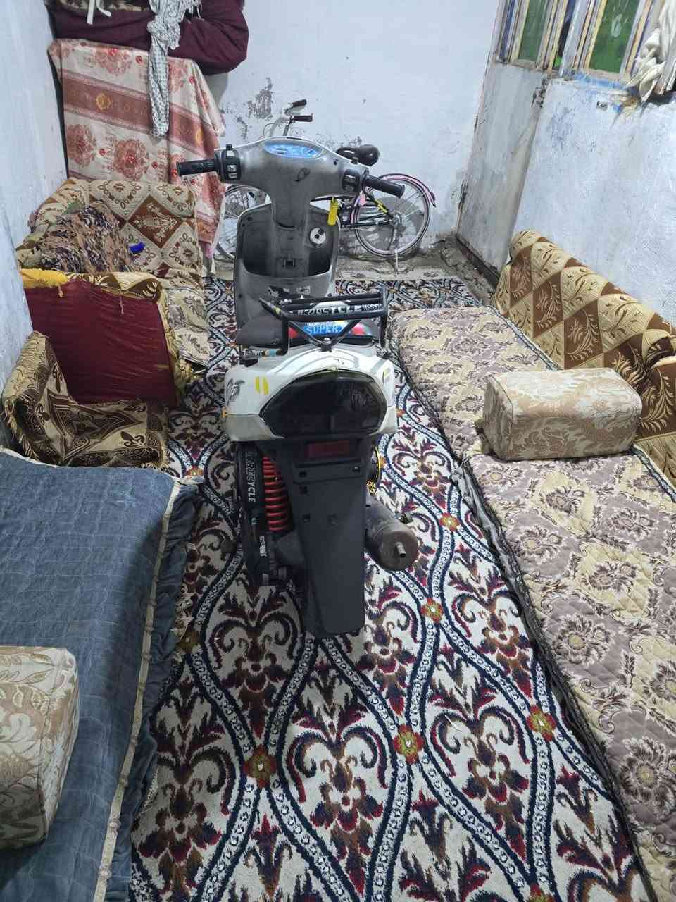 سلام عليكم دراجه ماكس قجمه كامله مكمله عينه ولايت سعر700وبيه مجال الستفسار ***********
