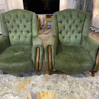 اثاث نظيف جداً في بغداد غرفه نوم تركيه  تخم   وميز طعام  للتواصل والتف...