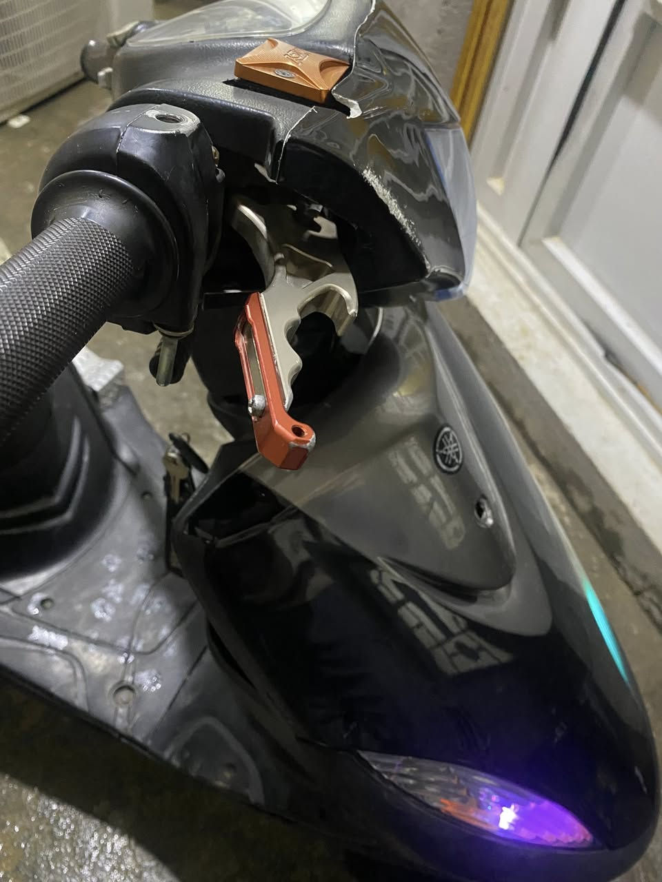 دراجة ماكس عدلة للبيع
((((((((((((  كلشييي موضح بالصور   ))))))))))))

- الدراجة مكينتها  55 
- كت كلچات FCS كامل 
- قايشها نفسة مال الشركة 
- تزويداتها : يدات بريك Smrt + صلنصة fm + قطرة دهن WF + شوتة 4 ولفات 
- قبق عمبار NCY 
- قبق جوزة اسود
- الدراجة شلعة ومعدل فول 💯 شرط نگرة سلف 💯
- ————————-
سعرها 550 الف وبيها مجال  واتساب ***********
مكاني كربلاء قرب مجمع الدرة السكني
