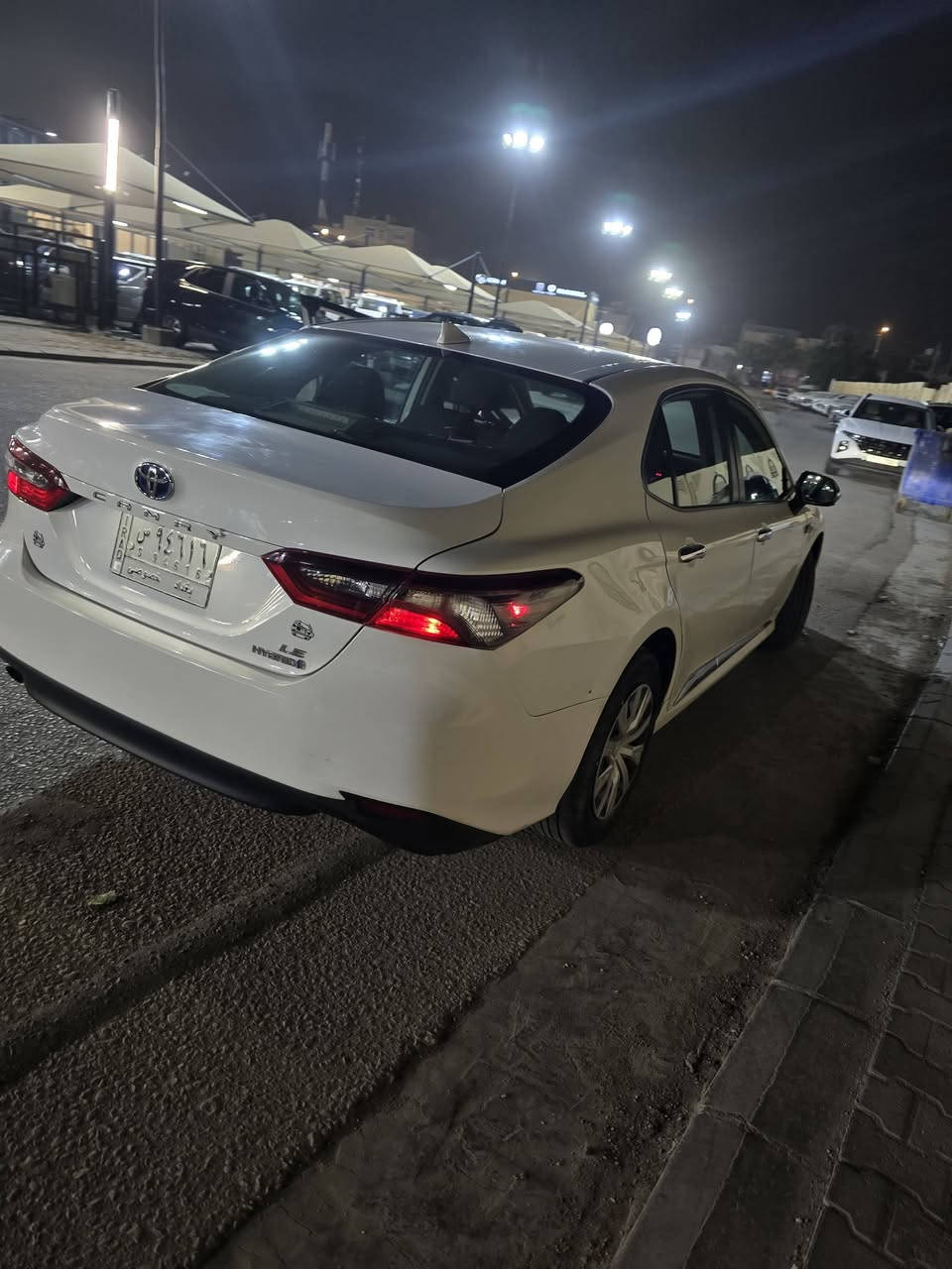 سلام عليكم 
كامري هايبرد ٢١ le بدون ايرباك
للبيع او مراوس بهايلندر هايبرد او لاندكروز ٢٠١٣
بصمه ورادار ومانع تصادم وشاشه وكامره وكرسي كهرباء
حادثها بأمريكا تقرير تبديل بنيد
وبيها ايضا بابين وجاملغ خلفي تخريب مخدرات بأمريكا 
كير مكينه حداديه كله مكفول 
ماشيه ٦٧ الف 
سعر ١٧٨ وبيها مجال 
مكانها بكربلاء رقم بغداد
***********
