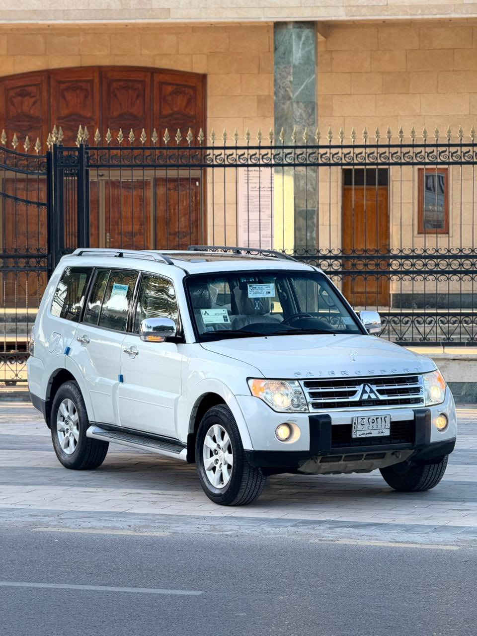 باجيرو 2009  حبتور فول مواصفات لون ابيض صدفي حجم المحرك 3500 رقم  بغداد مشروع واطني بدون حادث  سيارة  مكفوله كفاله عامه سياره كلين عله واضع الشركه معروفه خليجي السياره جديده مال جناي فورويل نضام دفلوك كشنات كهربائي اشارة بل مري شفط تحكم ستيرن شاشه أندرويد اصليه فتحه تبريد ثلاث قطع حساسات خلفيه زاد ثلاجه تخم تاير كير مكينه حداديه خير من الله سياره جديده لوك محرك 6السعر 133اتصل وبيك خيروتدل ***********مكان السياره بغداد الكرخ
