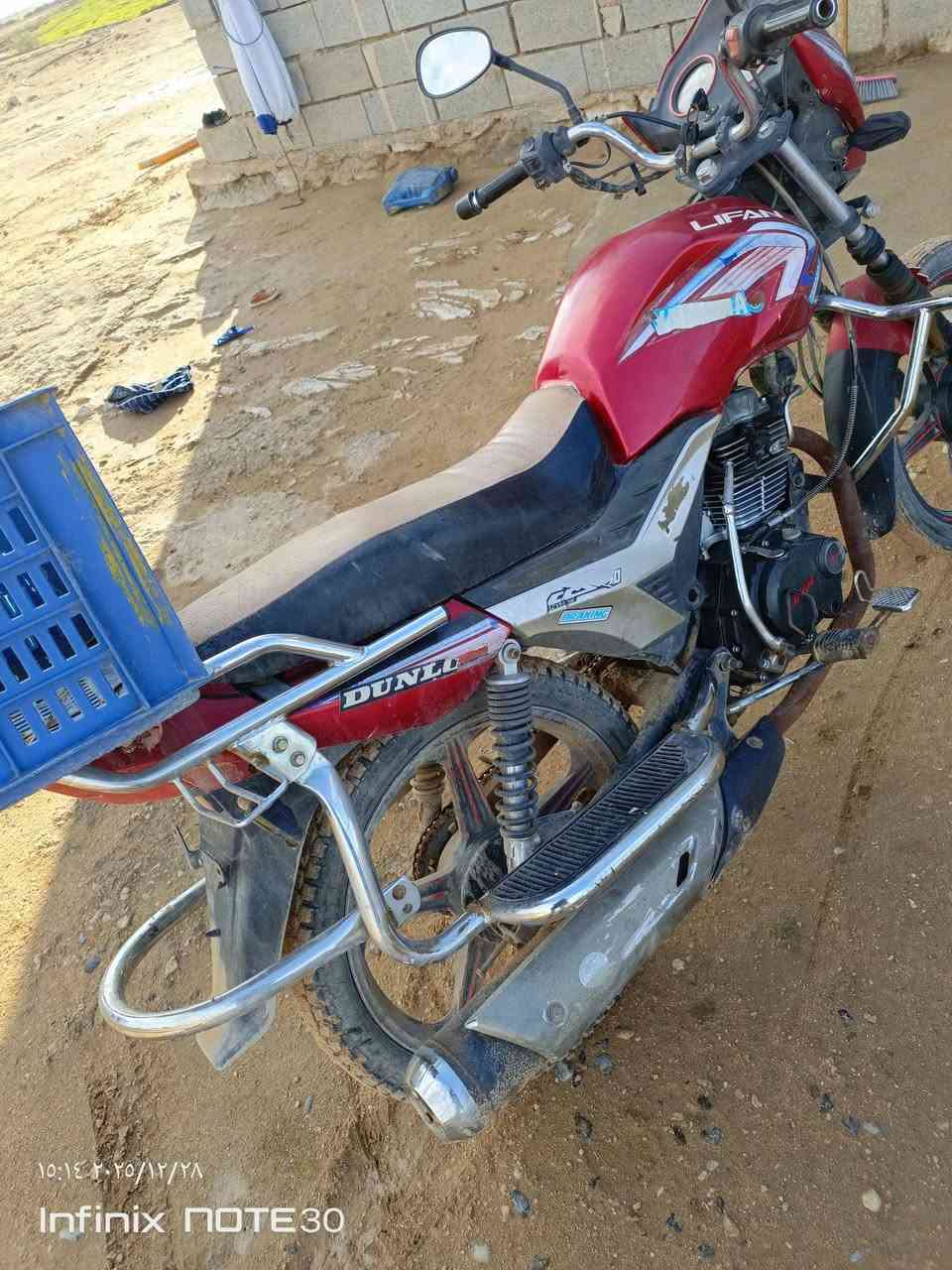 سلام عليكم موطور ليفان للبيع شغال نكره سلف ما ناقصه شي سعر 450وبي مجال لتواصل علا  رقم *********** ادمن🤍
