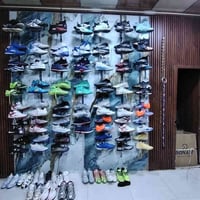 أحذية أصلية • ترانشوز أوروبي • الصوفيه