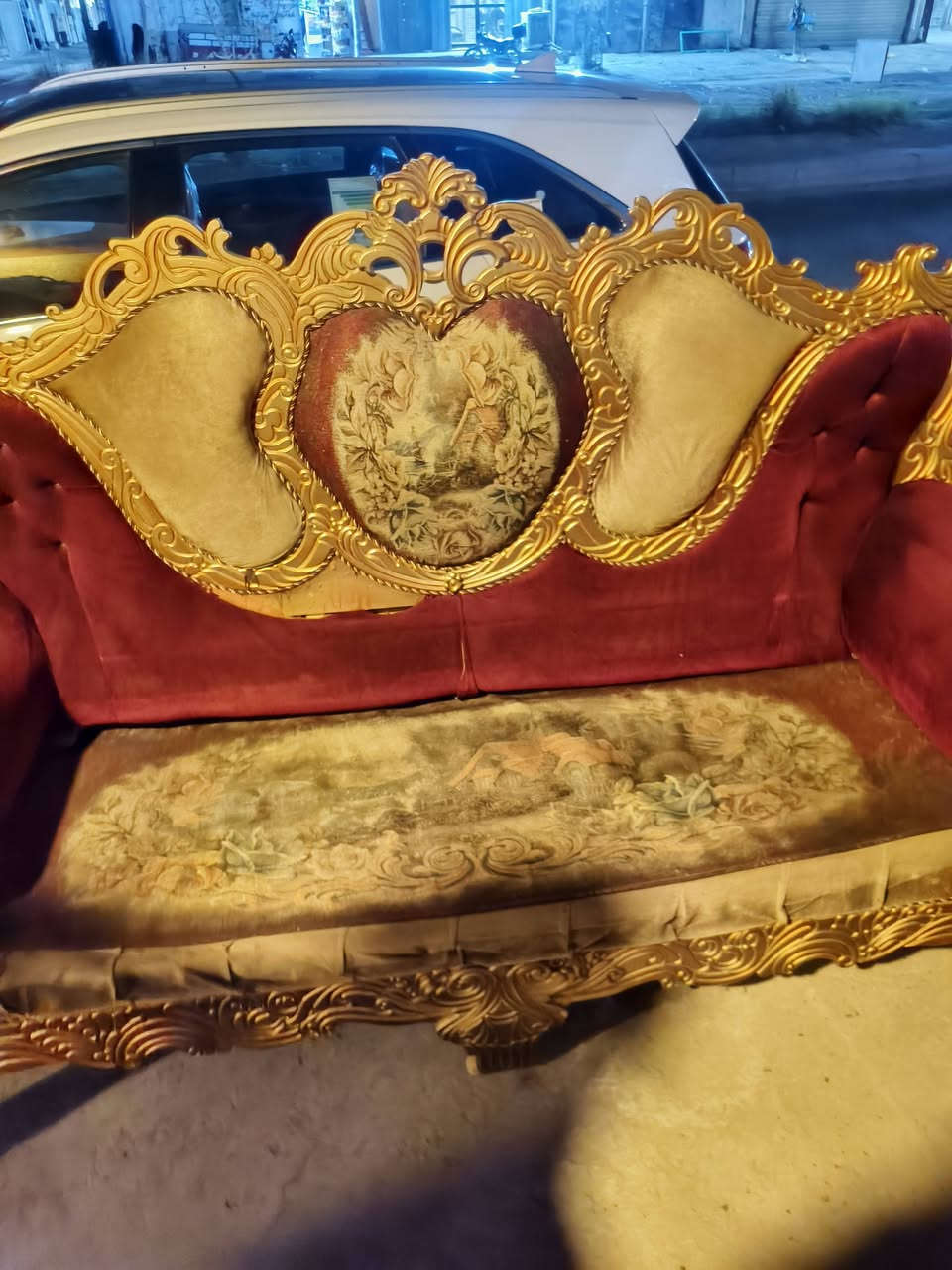 تخم ملكي للبيع يرادله اشويه تعديل العنوان بغداد الشعله السعر 100 
‏‪***********‬‏
