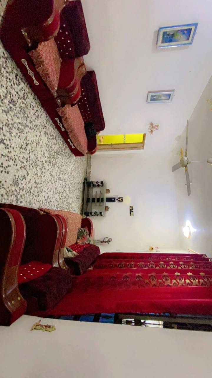 بيت للبيع عقار طابو صرف مساحه ٢٦٠متر
بيت بي غرفتين نوم وهول واستقبال ومطبخ ومجمع صحي داخلي وخارجي وكراج سياره وحديقه عنوان البيت بابل الحله ورديه سيف سعد فرع أفران المصطفى للإستفسار اكثر اتصال 
***********
