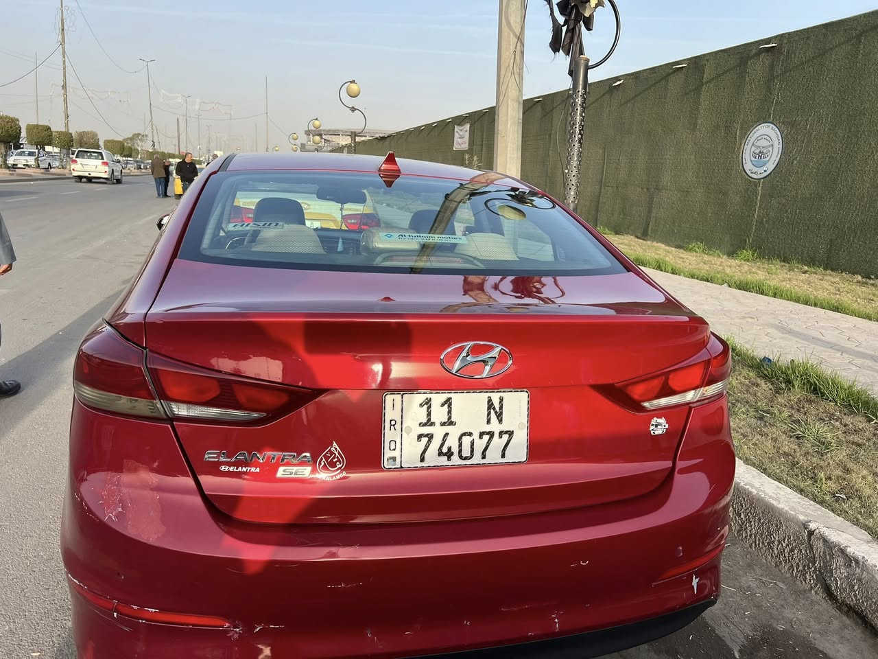 السلام عليكم
النترا وارد أمريكي بيها أربع قطع تبديل وقطعه صبغ السونار مرفق بالمنشور 
مكاني بغداد الجديدة 
السعر ١١٠ وبيها مجال 
***********
