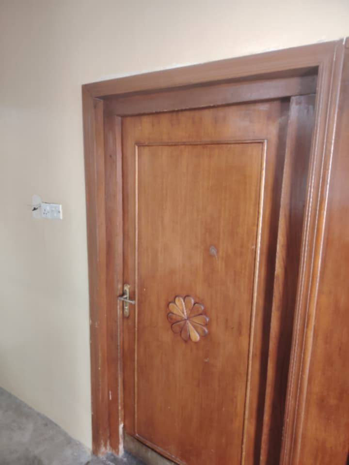بيت للايجار... حي ١٧ تموز .. سايدين الاقتصادين.. قرب جامع نبي الرحمه.. المساحه ١٥٠ متر..طابق واحد.. غرفتين نوم وهول  ومطبح وحمام وصحيات.. للتواصل  الاتصال على الرقم ***********.اسيا .***********كورك
