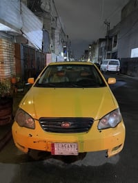 بي واي دي F3 • ٢٠١١ • مكينة كورلا 1600