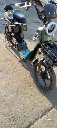 للبيع دراجه شحن موديل ٢٥ باتري٥ سعر٦٠٠بيه مجال٠٧٧٢٢٨٦٤٨١٩للتصال