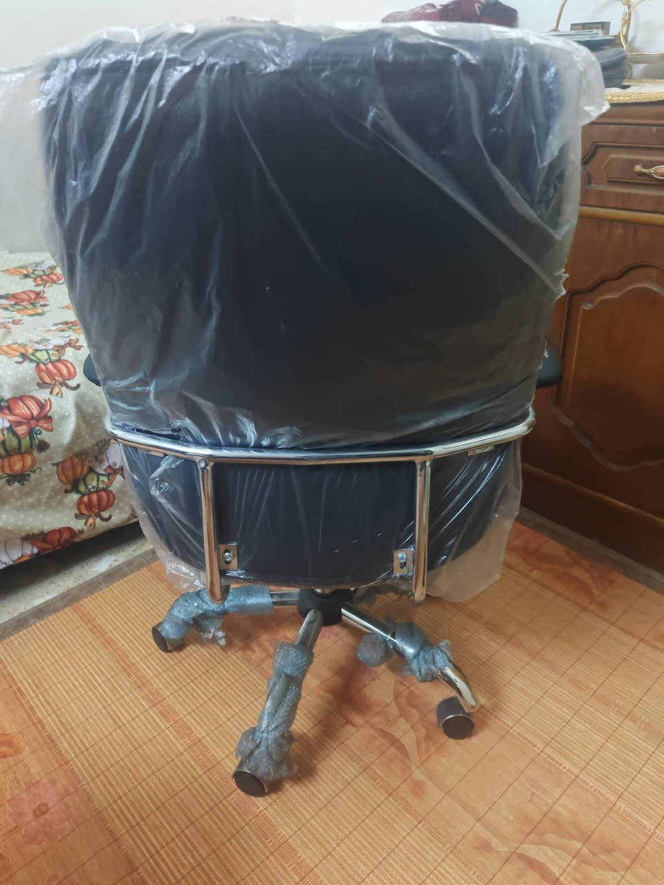 متاح كرسي مكتب مستعمل نضيف جدا المكان بغداد الدولعي


**إذا كنت صاحب هذا الإعلان وتريد حذفه لأي سبب، رجاءا أرسل رسالة إلى الدعم الفني**