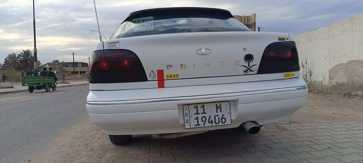 فلوسك محدوده ؟ تدور برنس نظيفه ؟ 
ومال كراب ومتكول اخ راسي تابع التفاصيل 

 السلام عليكم (( للبيع )) 

دايو برنس موديل 1997 لون ابيض رقم بغداد انكليزي باسمي سنوية 30  وهزه جديده وجامه اماميه جديده  شرط التحويل 

محرك مفتوح وكير  اوتو نظيفات وخير من الله صدر امامي خلفي نظيف دواخلها صاج وكهربائياتها جاهزه  ودواخلهة بلاديه جديده  بطاين فول 

السياره مصبوغه  للجماليه بدون اي ضربه قوية قمارتها بلاد 

السياره ترايها حلو وناعم وصرفيتها للبانزين اقتصاديه خدميه جدا 

ملاحظه :- التبريد 🥶🥶 شغال فول 

السعر :- 46 ورقة وبيها مجال للطيبين 
الرقم :- ***********
***********
العنوان :- بغداد / 

وبالعافيه مقدما على صاحب النصيب بعد الفحص والاتفاق يتم تحويل السياره مباشرة مابقيها باسمي وربي يرزق الجميع ❤
