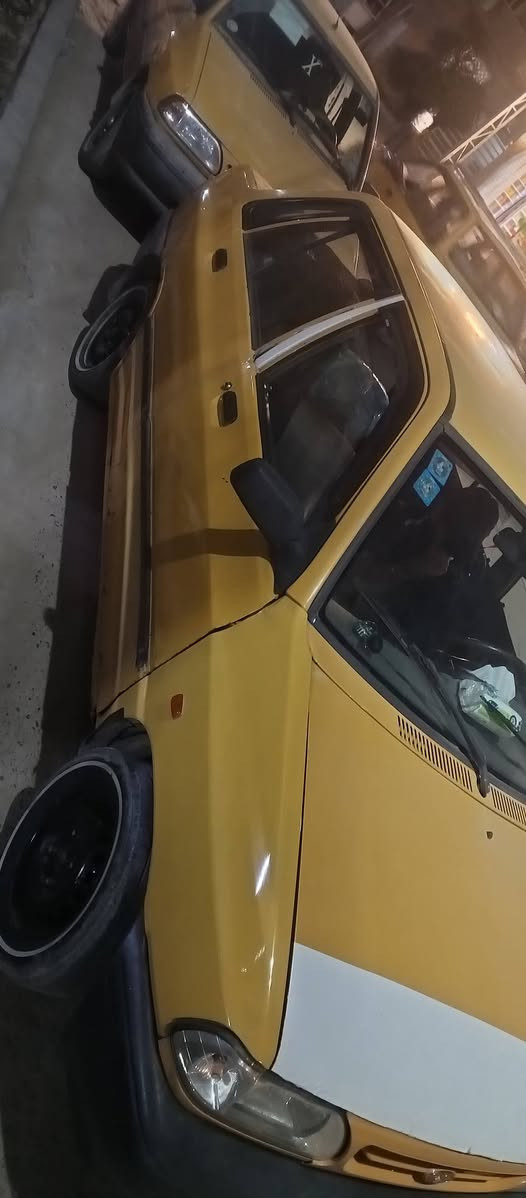 سلام عليكم سايبه موديل 2011 رقم انكليزي مصفره هيئه بسمي تحويل ثاني يوم غرامات مصفره مبدل بيه جاملغ امامي اثر خياس بي جان عنوان بغداد زعفرانيه *********** سعر 24 وبيه مجال للطيبي
