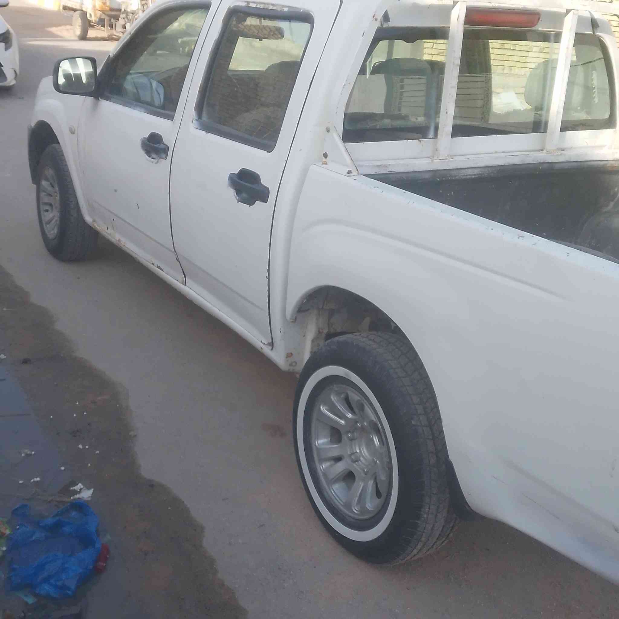 سيارة بيكم جنبي جاهزة مكينه وكير شرط مكينه ياباني ثري واي راعية موجود تحويل ثاني موديل 2012 سنوية منتهية ب2018 مكان سياره ناصرية مركز سعر 25وبية مجال الاتصال على رقم ***********او ***********
