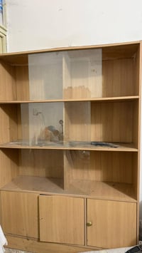 مكتبة للبيع السعر 75 07827372710