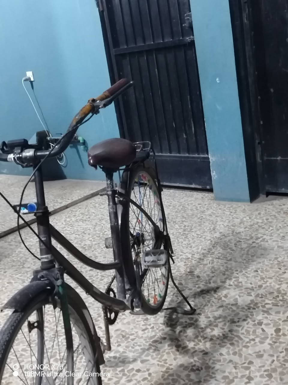 للبيع
نضيف اثر زنجار موضح بل صوره
كلشي مابيه فقط مكينه تضرب بوش
مكاني موصل حي السماح
سايدين محطه المشاعل
سعرو٦٠وبي مجال للطيبين


**إذا كنت صاحب هذا الإعلان وتريد حذفه لأي سبب، رجاءا أرسل رسالة إلى الدعم الفني**