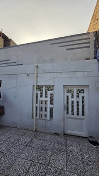 بيت للبيع • ١٢٢م • حي الشهداء