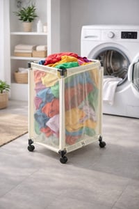 سلة ملابس • متحركة