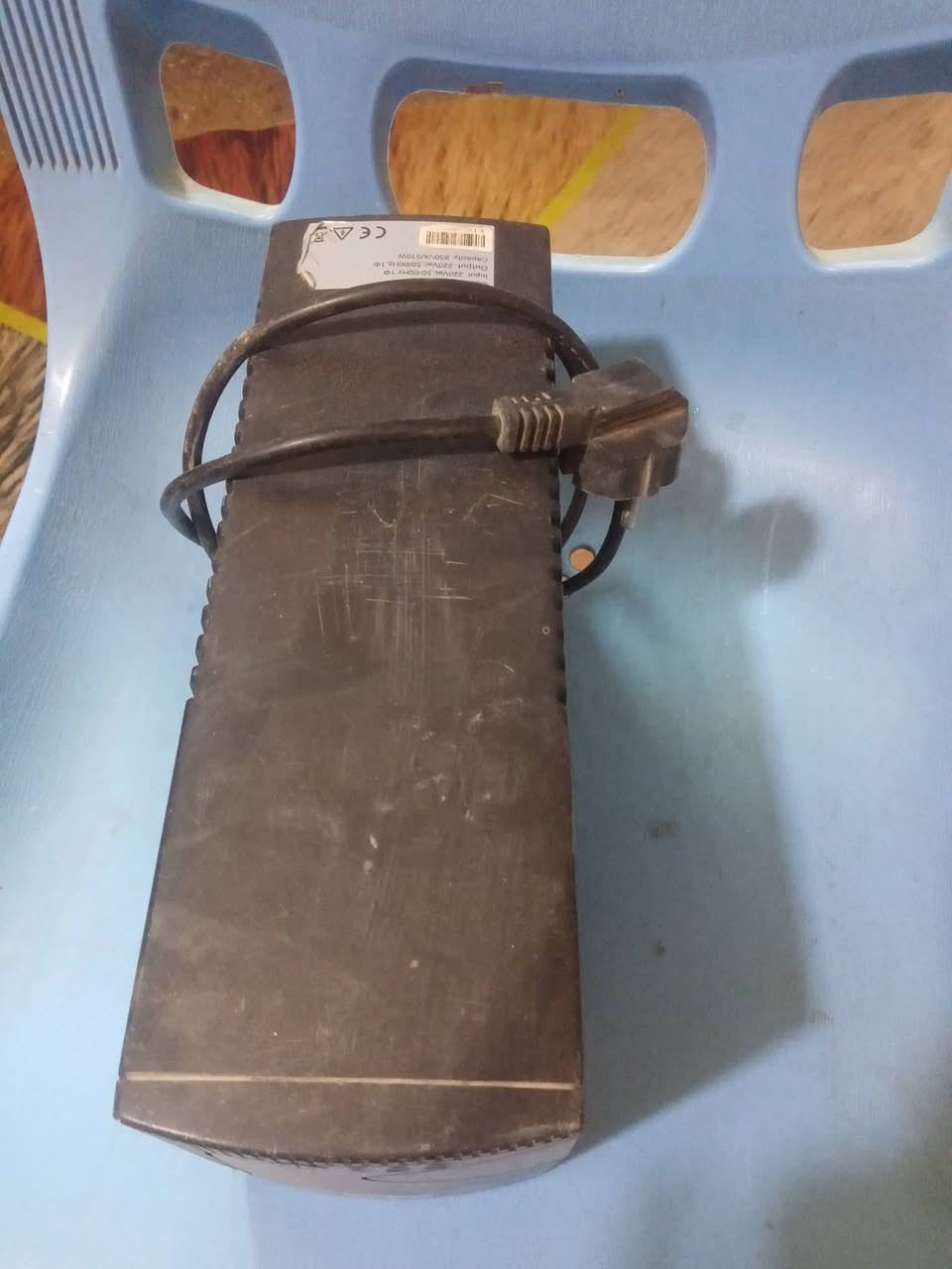 السلام عليكم طباخ كهربائي اصلي شغال على فحص سعر ١٧ الف او بيها مجال بصيط كوسر حجم كبيه المانيه سعر ٥٥ الف او بيها مجال بصيط كوسر ه حجم صغير سعر ٢٠ الف اوفن سانيو ياباني شغال على فحص سعر ٣٠ او بيها مجال بصيط كيبلاات عدد ٦ قطع واحد منهم بارد سياره بقيات مال سبالت او سخان مكان سبع البور ***********
