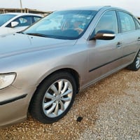 اخوان ازيرا موديل 2008 فول مواصفات كير ومحرك بلايلون السياره وارد خليج...