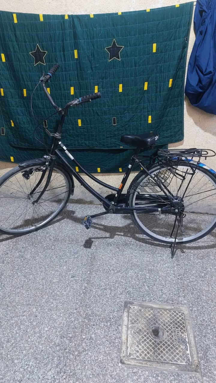 الابيض 50 الف قفلل واسود سانتوس سعره 100 الف قفلل موديل 2020 مكان بصره قبله


**إذا كنت صاحب هذا الإعلان وتريد حذفه لأي سبب، رجاءا أرسل رسالة إلى الدعم الفني**