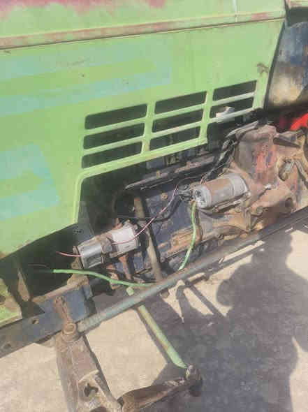 سلام عليكم كاروبه سيرت للبيع سعرهاا 4500 وبيها مجال ***********او*********** كفاله  عامه كير محرك  رقم وسنويه واسط بدون تحويل العنوان بابل شوملي‎***********
