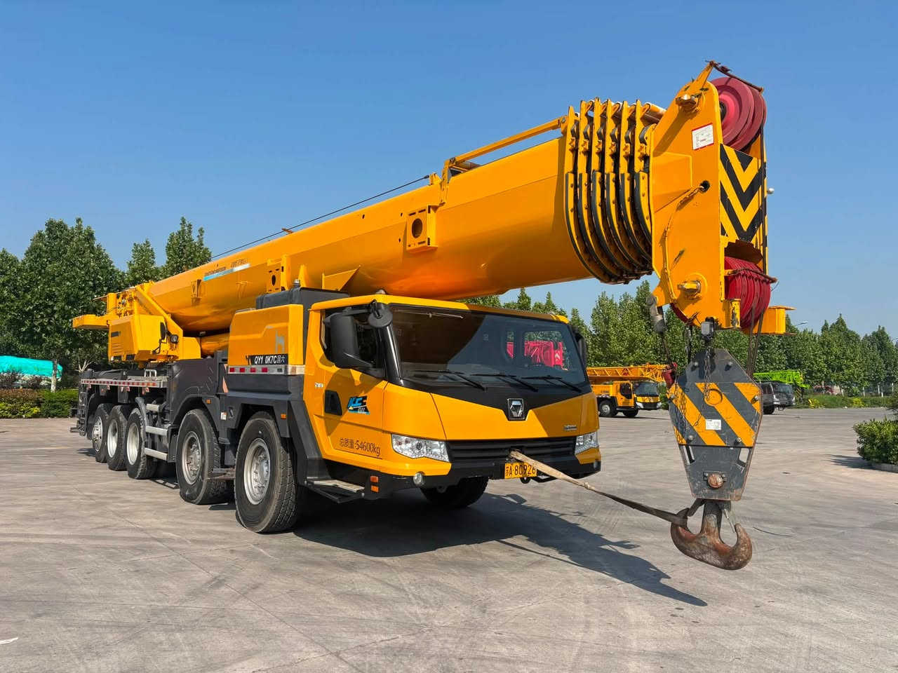 XCMG QY100K7C CRANE
For sale: 2022 XCMG QY100K7C crane, with a main boom of 75 meters and counterweight of 39 tons. 5-axle chassis, 3-axle drive, 3-axle steering. Excellent condition. 
Contact: +86 13526170326, 
Whatsapp: +86 13526170326 (Yang)
 #XCMG  #crane #起重机
بيع رافعة XCMG QY100K7C لعام 2022، ذو ذراع رئيسي طوله 75 مترًا ووزن التوزن 39 طنًا. ذات صارورة بخمس محاور، وثلاث محاور موجهة وثلاث محاور موجة. حالة سيارة رائعة. رقم الاتصال: +86 13526170326 Whatsapp: +86 13526170326 (يانغ)

Продается кран XCMG QY100K7C 2022 года выпуска. Главный стрела - 75 метров, противовес - 39 тонн. Шасси на 5 осях, 3 оси приводные, 3 оси управляемые. Машина в отличном состоянии. 
Телефон для связи: +86 13526170326 
Whatsapp: +86 13526170326 (Ян)


**إذا كنت صاحب هذا الإعلان وتريد حذفه لأي سبب، رجاءا أرسل رسالة إلى الدعم الفني**