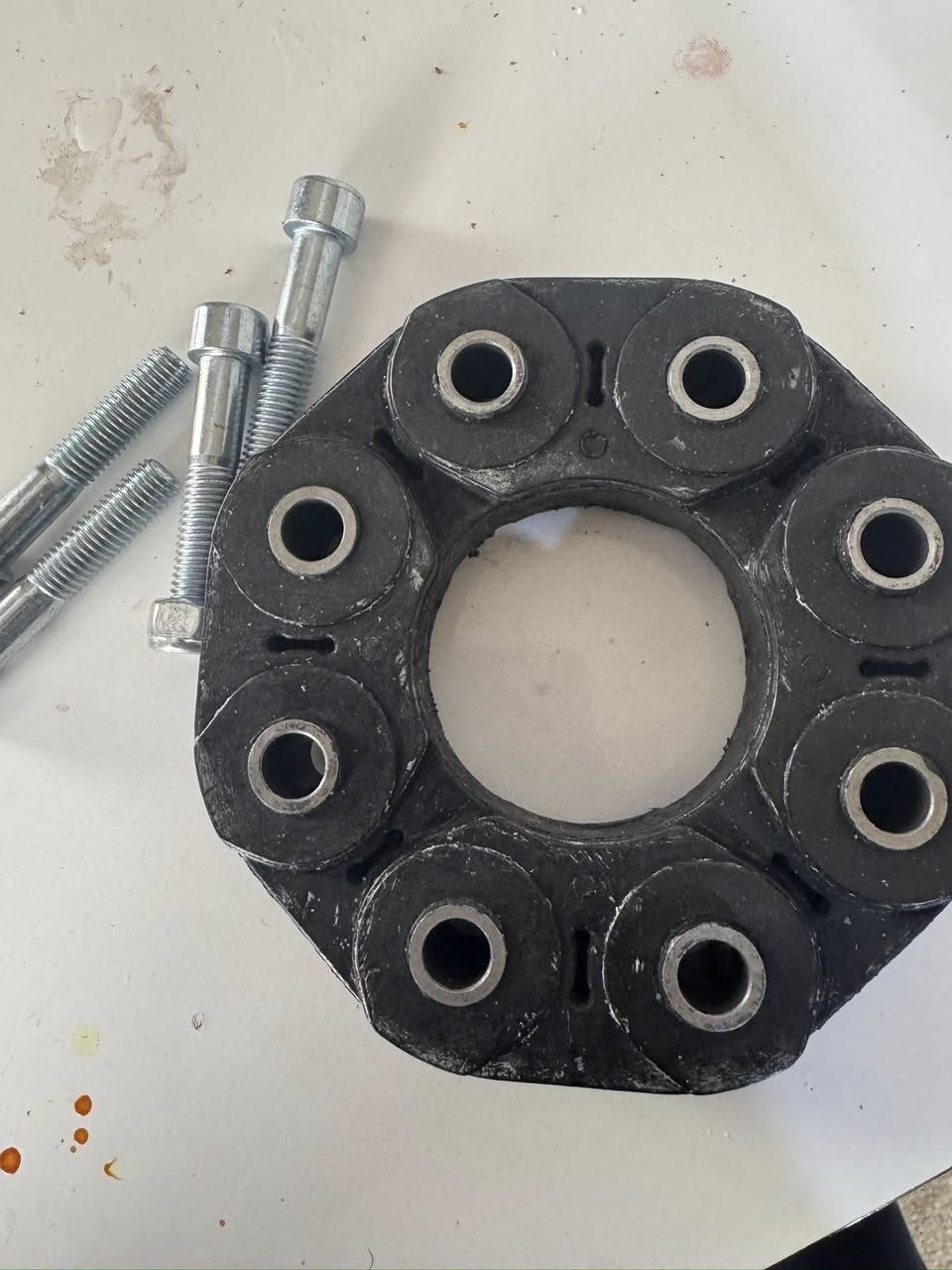 السلام عليكم توجد غراض مارسدس بنز الي محتاجهن يراسلني ويدلل واكذالك توفر براد كيرمع كاردن مارسدس


**إذا كنت صاحب هذا الإعلان وتريد حذفه لأي سبب، رجاءا أرسل رسالة إلى الدعم الفني**