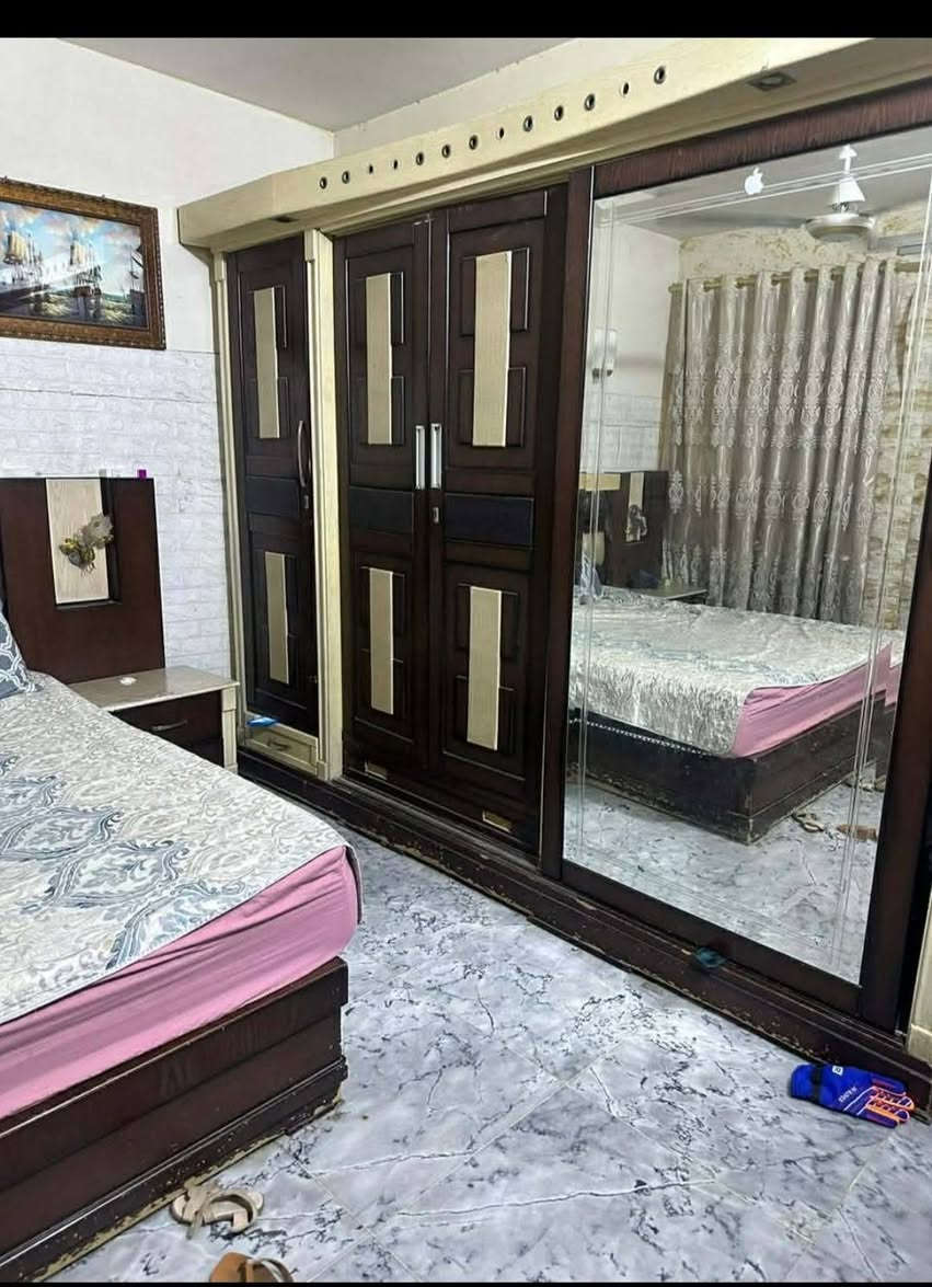 مكلفه بالنشر للبيع
غرفة مصريه 250
بوفيه 75
كنتور 75
طبلات 3 قطع 45


**إذا كنت صاحب هذا الإعلان وتريد حذفه لأي سبب، رجاءا أرسل رسالة إلى الدعم الفني**