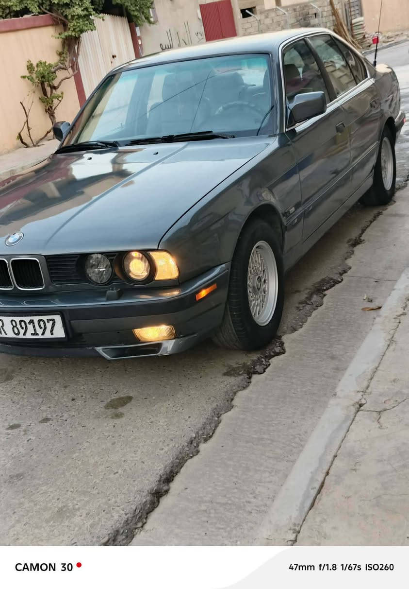 السلام وعليكم 525 محرك فل كير اوتو 4جمات كهرب تبريد تفيئه هزا جديده سنويا لحد 30 بدون ضرار مصبوغ جديد جماليه السعر 58 وإذا مراوس بي ام كير عادي ارواس بس كون نضيفه ***********
