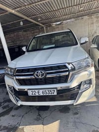 لاندكروزر ابيض موديل 21ماشية  49 حقيقي وضع الشركة 8ايرباك  بدون قطرة ص...