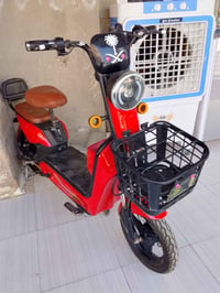 دراجه شحن للبيع السعر 250 وبيها مجال 07832862127
