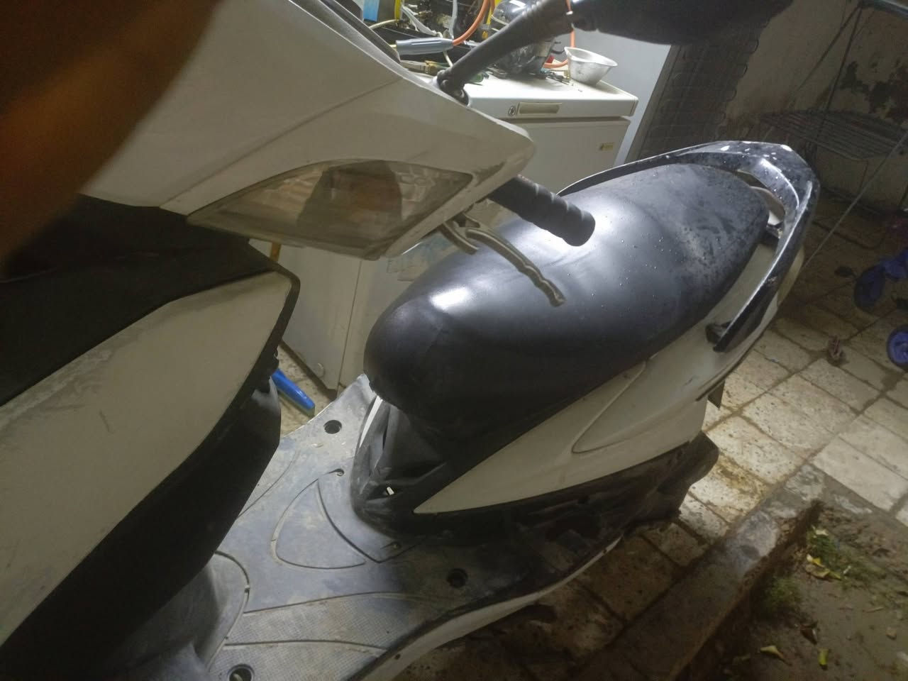 سلام عليكم سكنز فحل للبيع محرك خير من الله كفرات ختم واحد زوج تاير جديد بيهه صوت بل كلجات فقط جيب فيتر وتعال مكاني بغداد الراشديه *********** السعر 550
