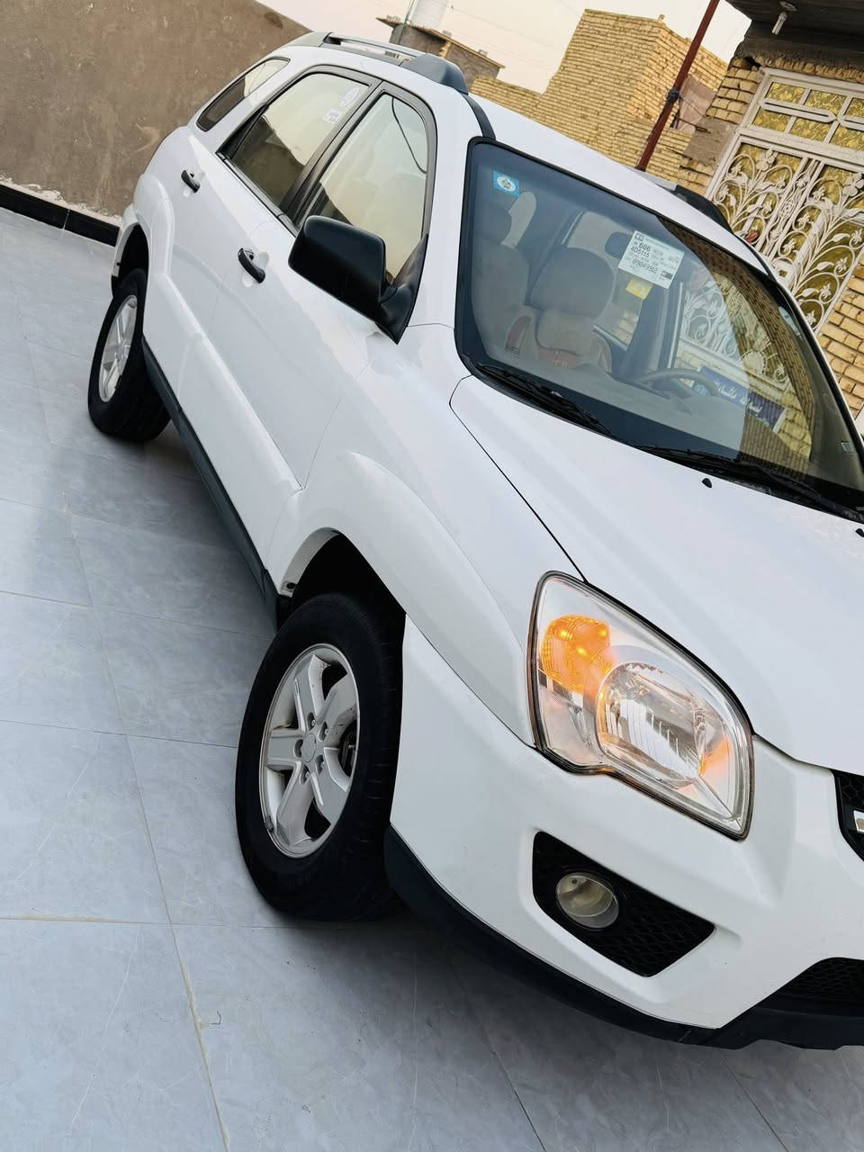 اللهم صل على محمد وال محمد 
السلام عليكم كيا سبورتج موديل 2009 خليجي مكفوله ضربه وصبغ 
وتبديل وخياس ماشيه 200 الف 
جاهزه من كلشي كير ومكينه وحداديه وتبريد ثلج تخم تاير جديد دواخل كلش جديده شاشه كأمره سياره مال جناي ماعوزه برغي ترايه كلش حلو 
رقم بصره دولي سنويه جديده هزه جديده السعر 118 مكان السياره 
الناصية الشراي يتصل ***********
