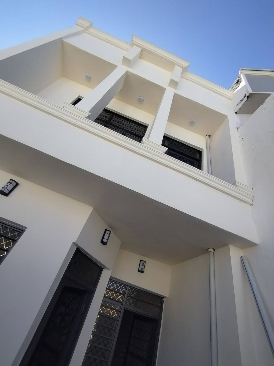 بيت للبيع حي دوانم المعمل ١٠٠ متر قاطين
قريب عل جامع مكيه
متكون من غرفتين وباقي التفاصيل
السعر عل خاص
الاستفسار ***********
