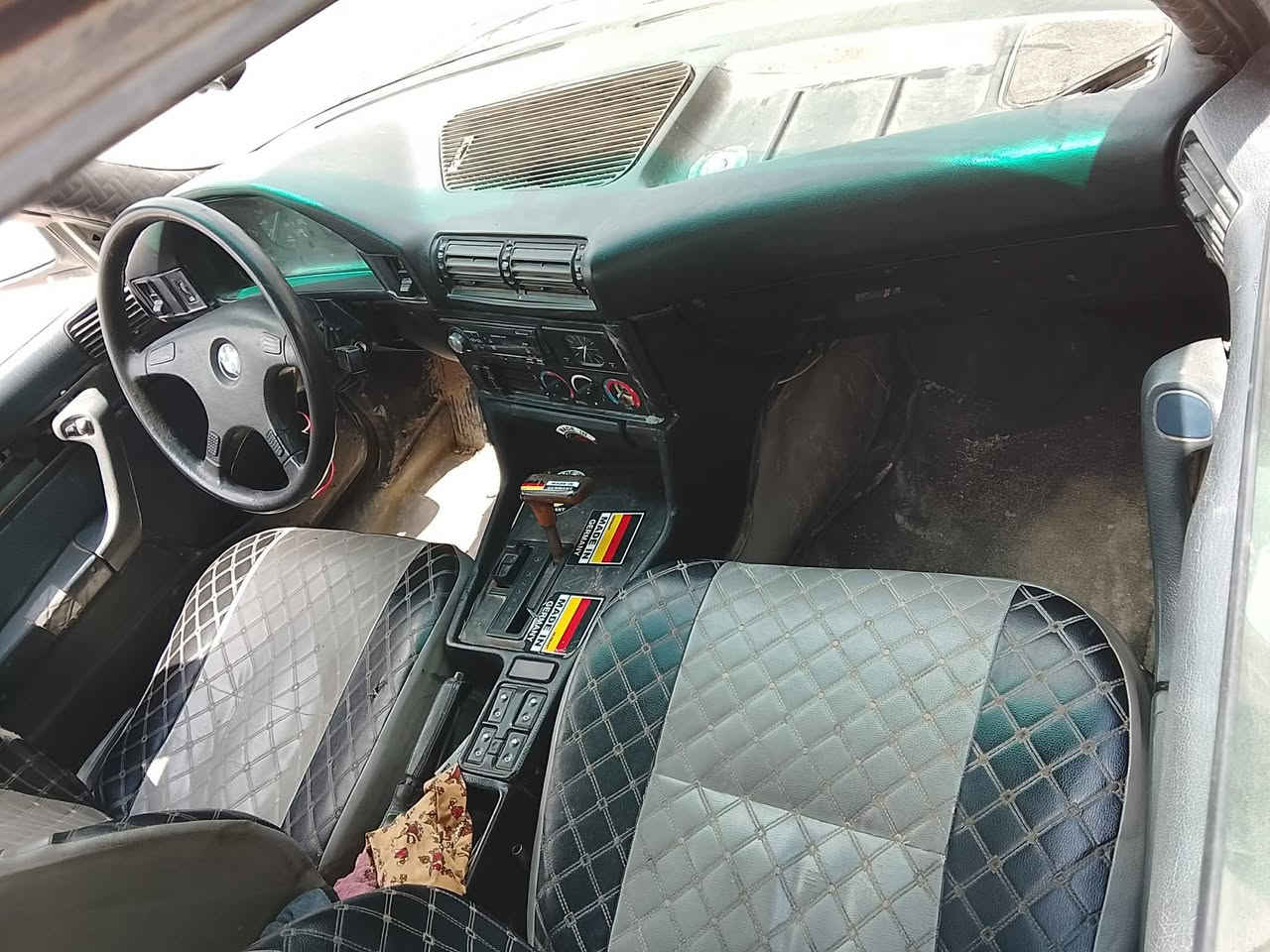 سلام عليكم بيم 525مديل 88محور مكينه وكير ففتي صدر كهربايات كله شغال سياره جاهزه رقمه نينوى ماندل راعيه سعر 22وبيه مجال مكاني بغداد بياع تقاطع درويش ***********
